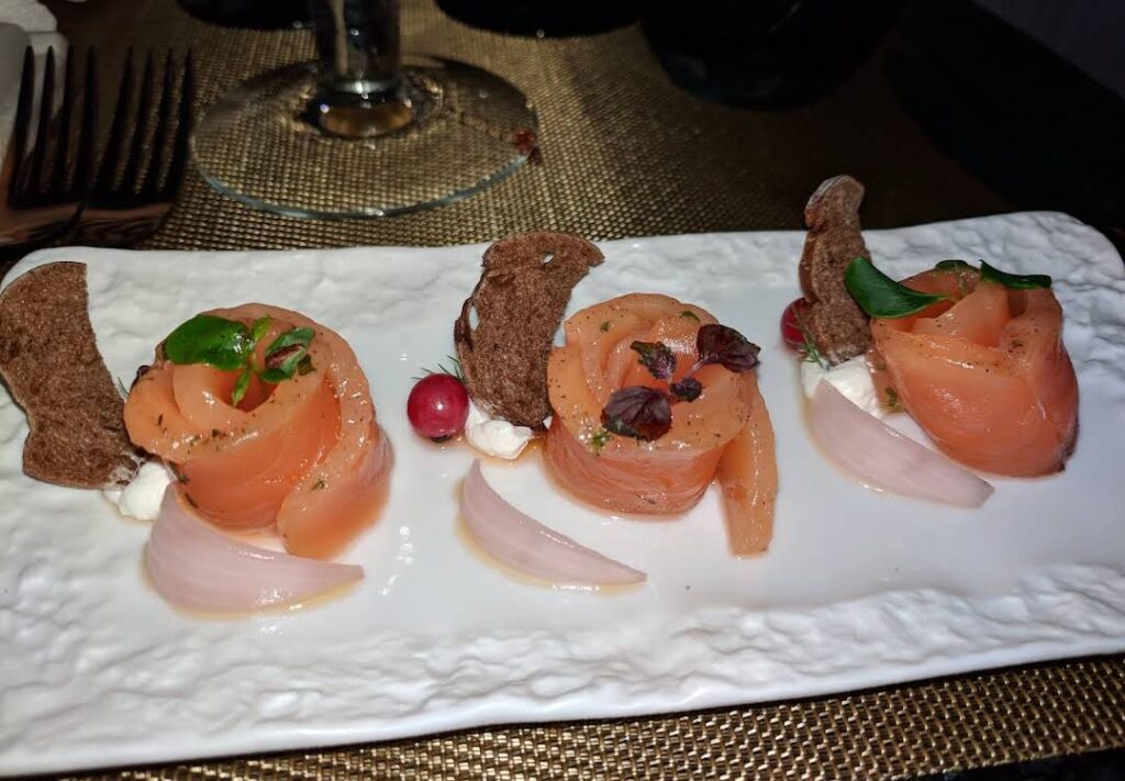 Underwater Dining: M6m Restaurant Review