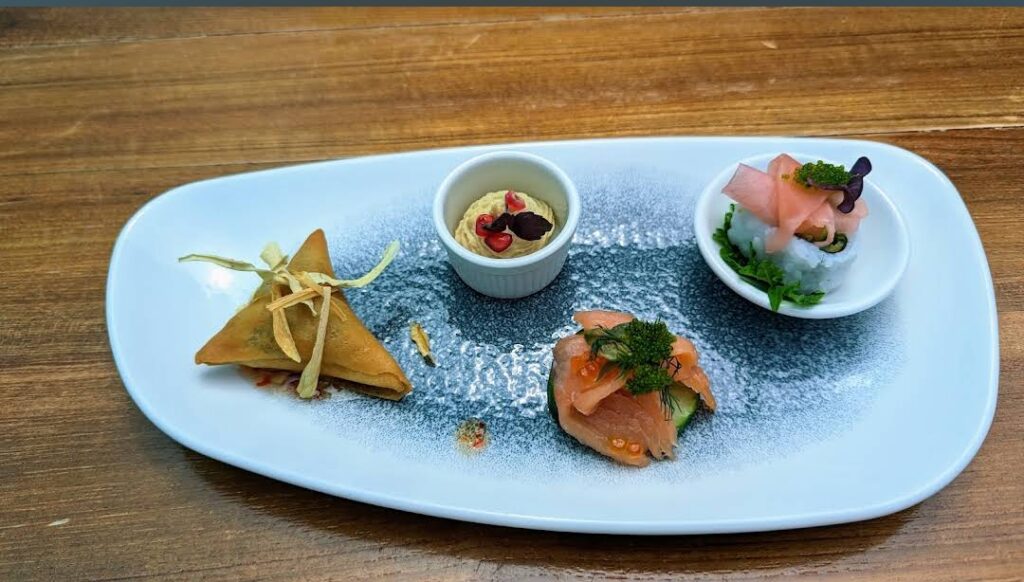 Best underwater dining ithaa undersea restaurant.