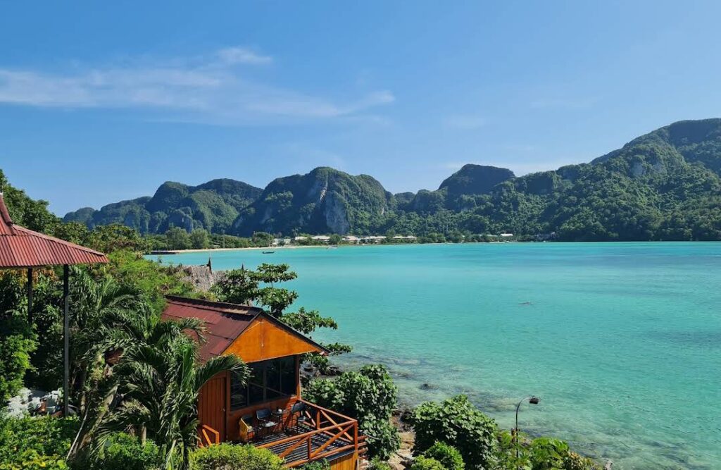 Best Time to Visit Phi Phi Island