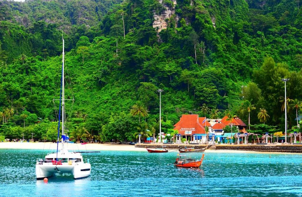 Eco-Friendly Travel Tips for Phi Phi Island