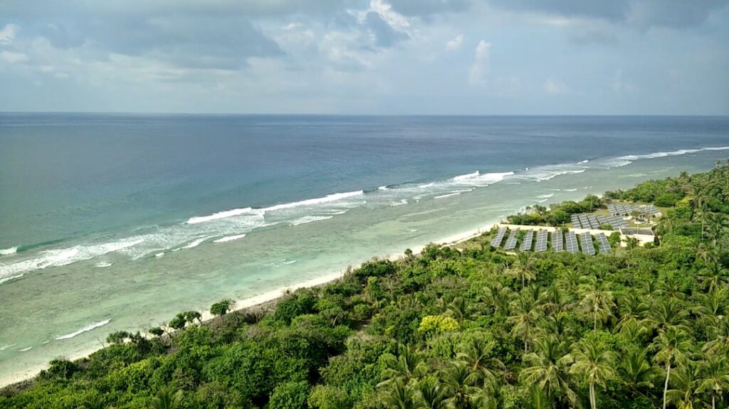 What are the must-visit islands in Lakshadweep for a first-time traveler?