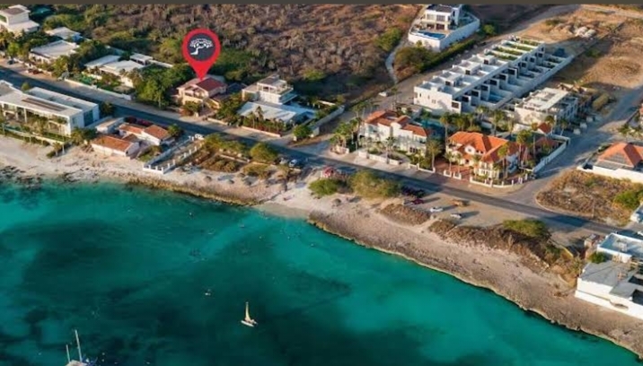 Arashi Beach: Villa